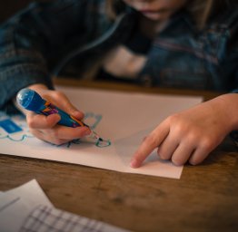 kid drawing